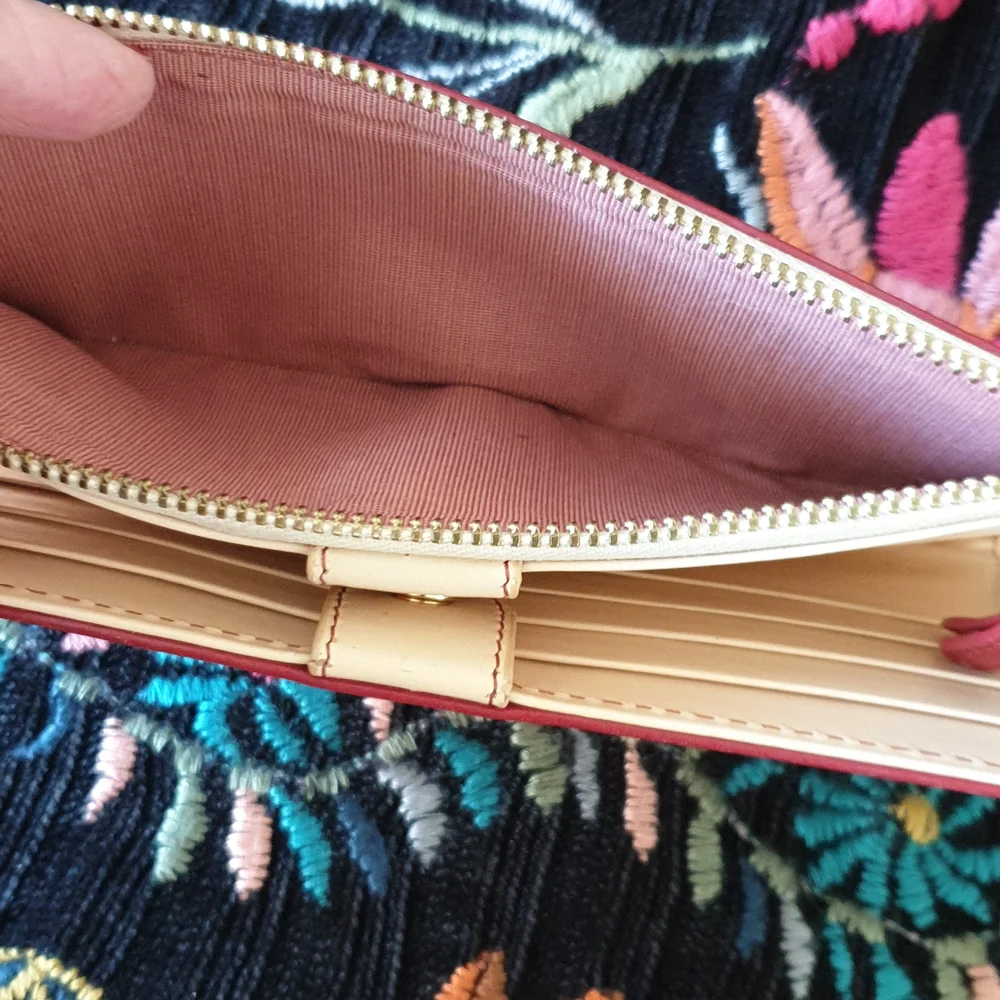 Tula (Radley) two tone Red and beige slim wallet - Picture 5 of 5